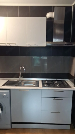 Ofer spre închiriere garsoniera direct proprietar zona Spitalului județean etaj 1 - imagine 6