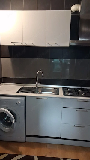 Ofer spre închiriere garsoniera direct proprietar zona Spitalului județean etaj 1 - imagine 8