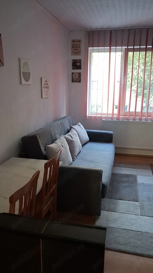 Ofer spre închiriere garsoniera direct proprietar zona Spitalului județean etaj 1 - imagine 5