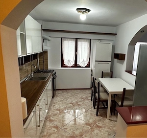 Închiriez apartament 3 camere - imagine 4