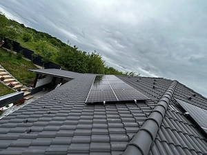Panouri Fotovoltaice Suceava | Vânzare și Montaj | Sisteme Fotovoltaice | Invertor | Baterii