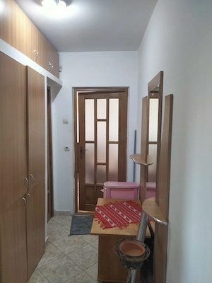 Închiriez apartament 2 camere etaj 3 strada Artarilor  - imagine 6
