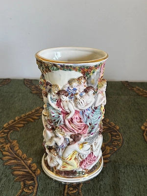 Vază porțelan vintage japonez scenă cu curteni capodimonte 
