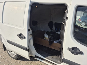 Fiat Doblo  Maxi 1,3 Jtd Diesel Anul 2010 înmatriculat - imagine 10
