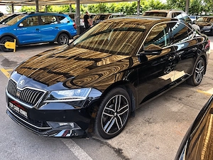 Skoda Superb 4x4 Benzina Automata - imagine 15