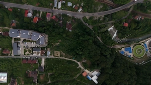 TEREN INTRAVILAN DE VÂNZARE   Sinaia, Str. Ghioceilor   Suprafața Totală de 6.733 MP - imagine 3