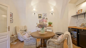 2 CAMERE NOU RENOVAT | TERASA SI GRADINA, PIVNITA | CENTRUL ISTORIC - imagine 6