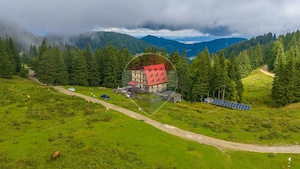CABANĂ MONTANĂ | RÂȘNOV | 710 MP UTILI | TEREN 4.300 MP | - imagine 4