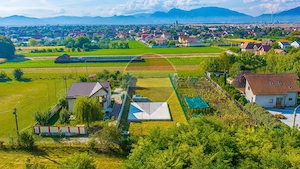 Teren 1090 mp- Fundatie pentru casa si anexa- Harman- Str. Stadionului - imagine 9