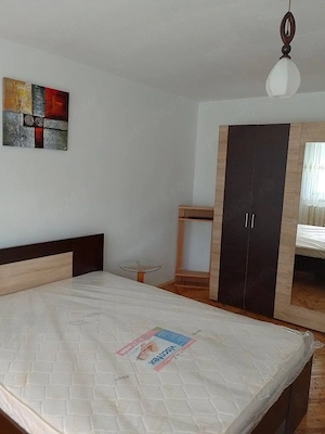 Închiriez garsonieră spațioasă 44 mp, mobilată   zona Dărmănești - imagine 2