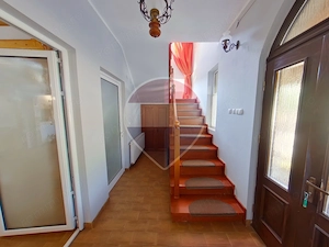 Hotel / Pensiune cu 4 camere de vânzare - imagine 8