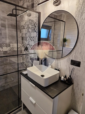 De Vânzare Casă înșiruită cu 3 camere, grădină proprie -Valea Lupului - imagine 6