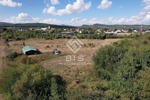 Oportunitate excelentă de investiție! Teren 12.600 mp. Unirea - imagine 3