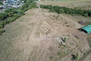 Oportunitate excelentă de investiție! Teren 12.600 mp. Unirea - imagine 4