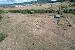 Oportunitate excelentă de investiție! Teren 12.600 mp. Unirea - imagine 9