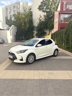 Toyota yaris 2021 hibrid - imagine 5