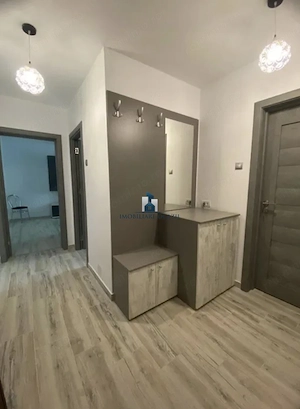 Inchiriere Apartament 2 Camere Decomandat Bd.Alexandru Obregia - imagine 3