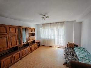 Vand apartament cu 2 camere