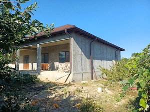 Casa de vanzare in comuna Nalbant, Judetul Tulcea - imagine 2