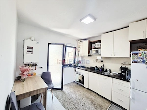 Apartament cu 2 camere decomandat, etaj 1, in Bucium cu parcare - imagine 6