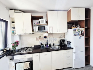 Apartament cu 2 camere decomandat, etaj 1, in Bucium cu parcare - imagine 7