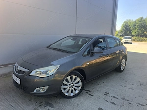 Opel Astra J 2010 1.6 benzină clasic Euro 5 import Olanda nr valabile 