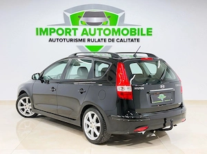 Hyundai i30 1.6 CRDI Edition Plus - imagine 8
