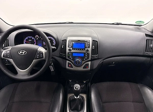 Hyundai i30 1.6 CRDI Edition Plus - imagine 14
