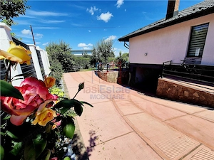 Casa individuala de vanzare in Aroneanu - imagine 18