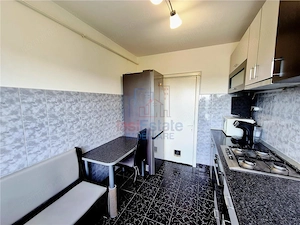 Apartament 3 Camere Luminos si cu Vedere Frumoasa - imagine 13