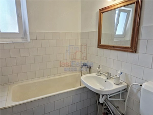 Apartament 3 Camere Luminos si cu Vedere Frumoasa - imagine 14