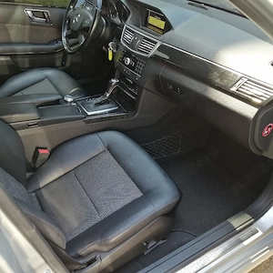 Vând Mercedes W212 Avantgarde 1.8 benzină 184 cp Euro 5 Automat  - imagine 7