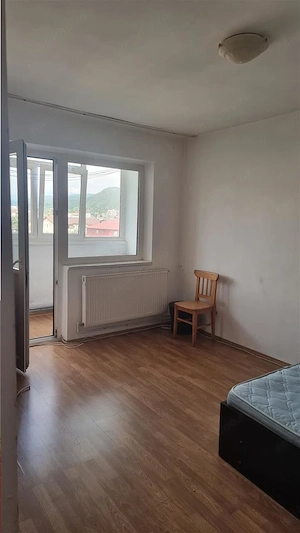 Apartament 3 camere de vanzare - Ostroveni, decomandat, etaj 7 10, 2 băi - imagine 5