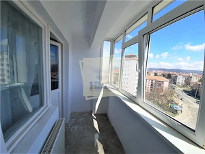 Apartament cu 2 camere decomandate si balcon pe Bulevardul Mihai Viteazu de inchiriat - imagine 10