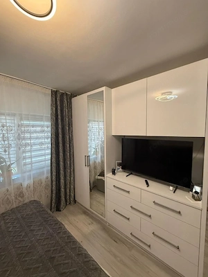 Apartament 3 camere, 77 mp, zona 1 Mai - imagine 8