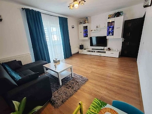 Proprietar vand apartament 2 camere 73 mp utili zona Coresi  - imagine 2