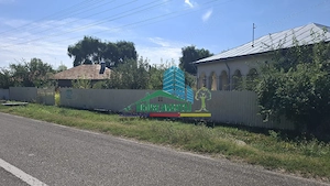 Casa si teren 3600 mp