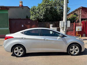Hyundai Elantra sedan 2012 - imagine 2