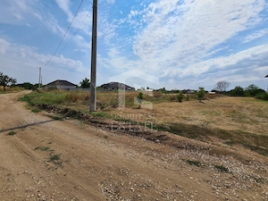 Teren intravilan Domnești-Strada Zori de Zi-Sos. Independentei - imagine 9