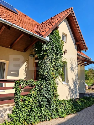 Casa de vanzare  in Crăciunești. - imagine 2