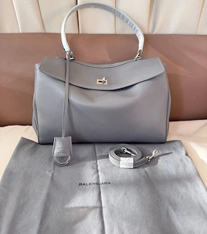 Balenciaga Aventure Nappa geantă de damă, piele naturală