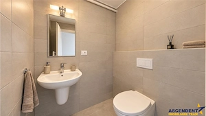 3 camere echipat,regim vila,terasa,balcon,parcare,boxa,TVA inclus,Uno Residence,Bartolomeu,Brasov - imagine 13
