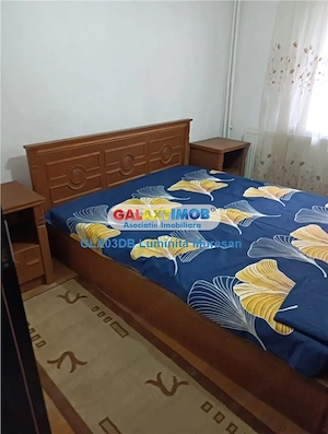 Inchiriere apartament 3 camere decomandat Targoviste Central - imagine 7