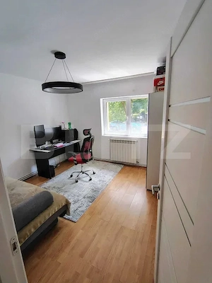 Apartament 3 camere, decomandat, 70 mp, zona Piata Cipariu - imagine 3