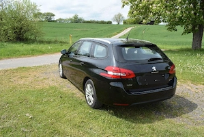 2016 Peugeot 308 combi 1.6 bluehdi 120cp - imagine 5