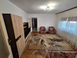 300 euro!!! AP cu 2 camere cu centrala proprie Zona Complexul Studentesc - imagine 2