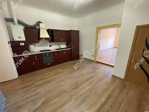 Apartament 2 camere si gradina zona centrala din Cisnadie - imagine 7