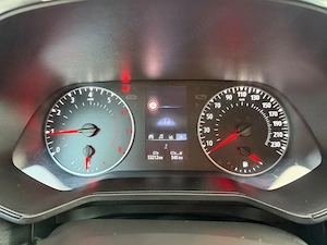 Renault clio - imagine 5