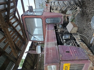 Tractor U650, remorca și plug info doar la telefonul din anunț