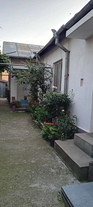 Casa zona centrala, orasul Buzau - imagine 5